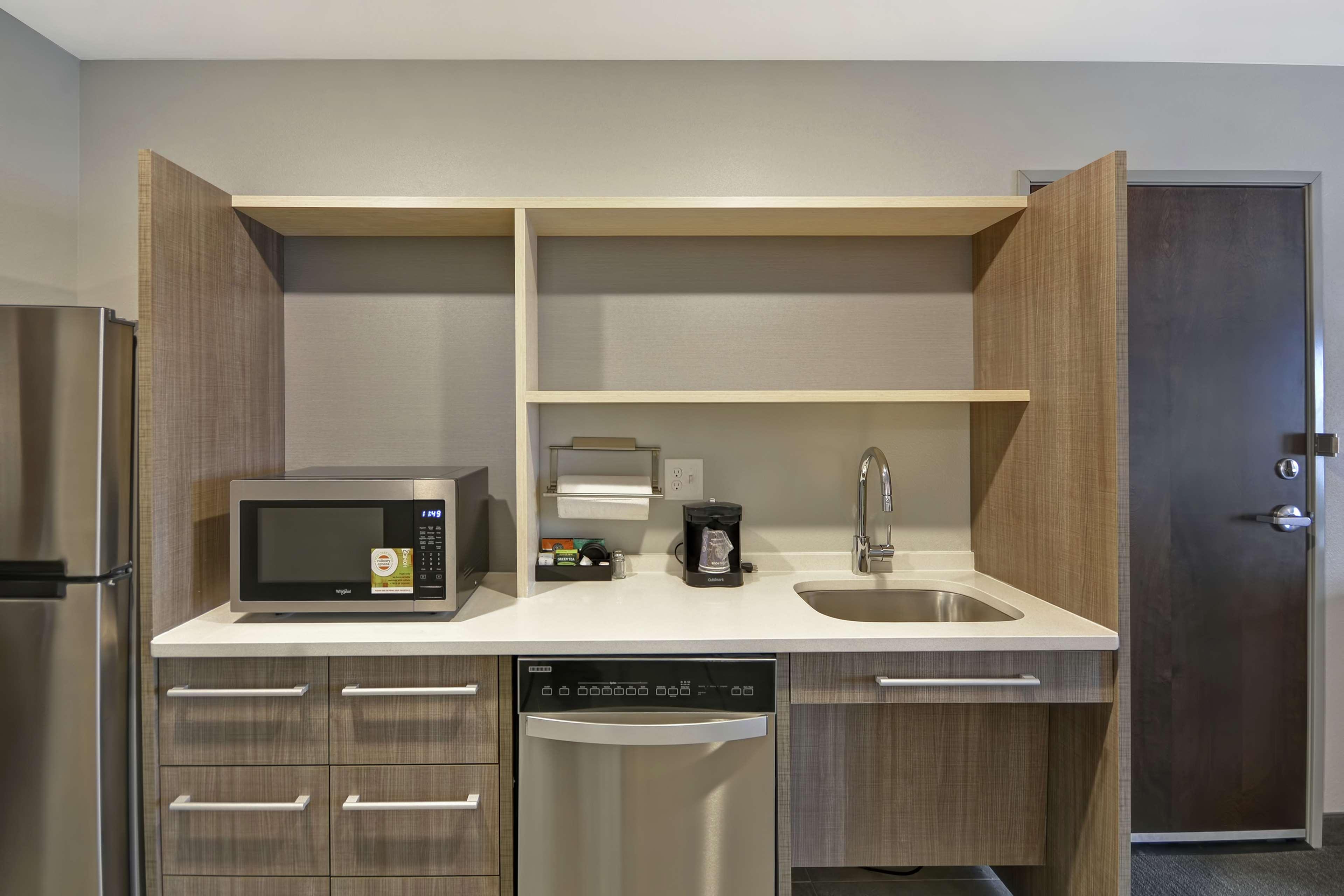 Home2 Suites By Hilton Grand Rapids North Walker Bagian luar foto