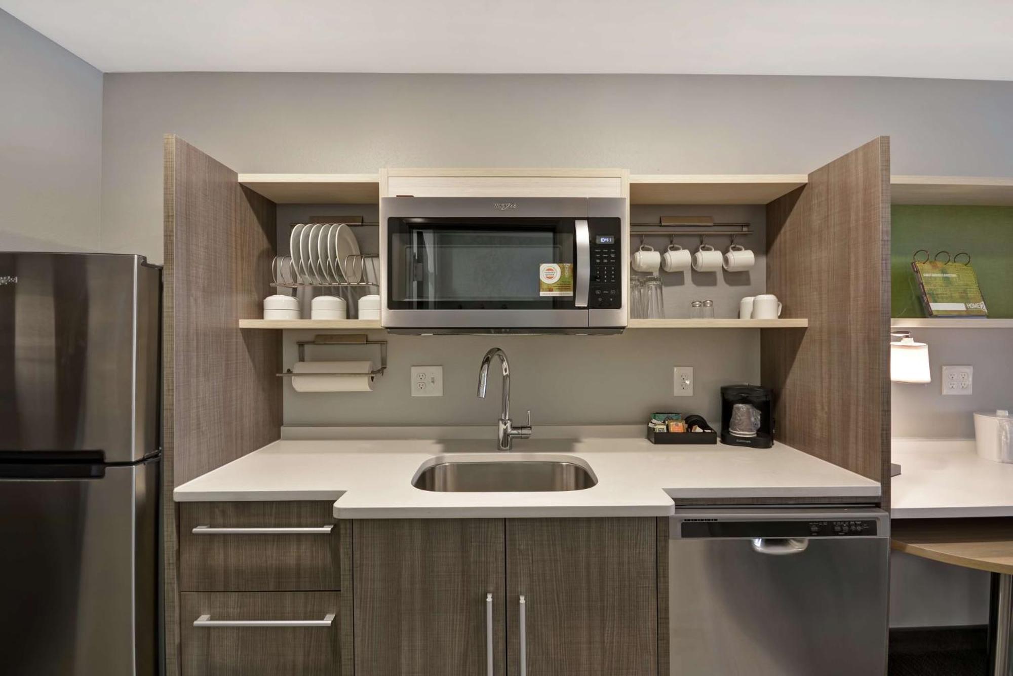 Home2 Suites By Hilton Grand Rapids North Walker Bagian luar foto