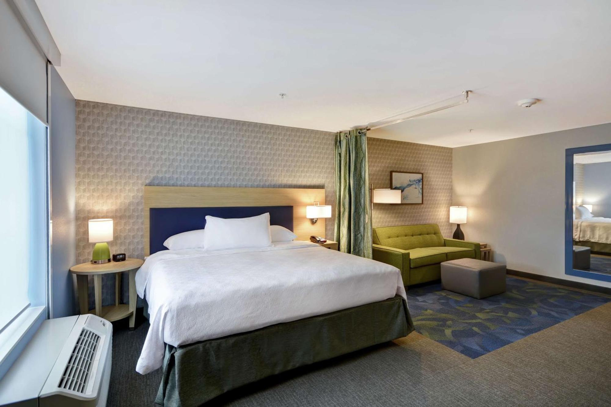Home2 Suites By Hilton Grand Rapids North Walker Bagian luar foto